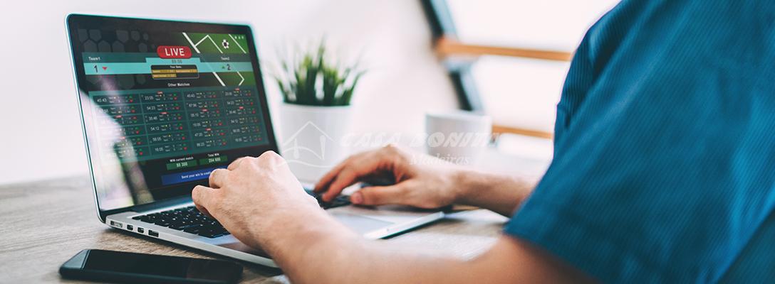 Enjoy high-limit slots and VIP 5